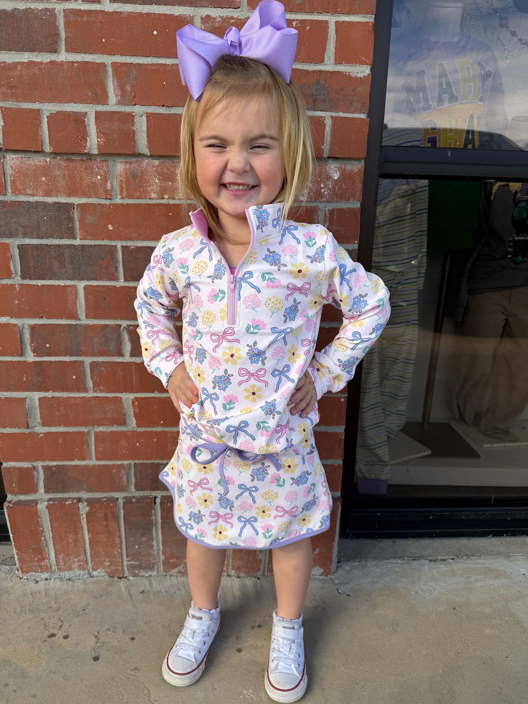 Lily Pullover Blooms + Bows