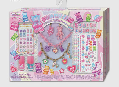 Gummy Chic