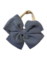 Nylon Head w/ Bow