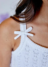 White Bow Tank