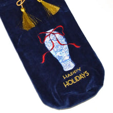 Ginger Jar Embroidered Blue Wine Bag